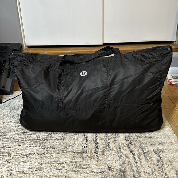 lululemon athletica Handbags - Lululemon Out of Range Large Duffle Nylon bag, 33L, travel, gym, weekend bag